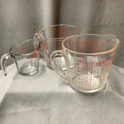 3 Measuring Cups, Fire-king And Pyrex