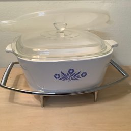 Corning Ware 2.5 Qt Casserole With Glass Lid, Leftover Lid And Serving Rack