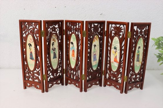 Small Six Panel Chinoiserie Carved Wood Tabletop Screen With Decorative Oval Center Tiles