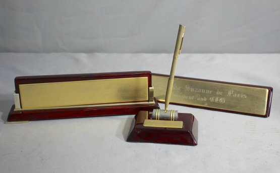 Vintage Desk Set With Brass Nameplates And Pen Stand'