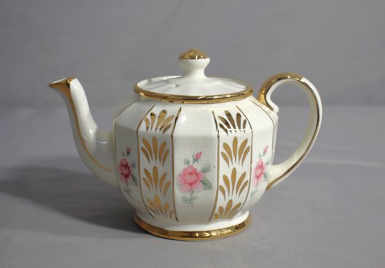 Price Kensington England Vintage Teapot With Roses Design And Gold Trim