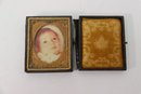 Group Lot Of Vintage And Antique Photographs In Folding Frame Cases (one Missing Cover)