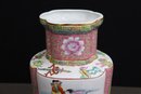 Chinese Export Porcelain Famille Rose Flat Shoulder Vase
