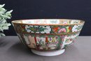 Chinese Porcelain Famille Verte Footed Bowl