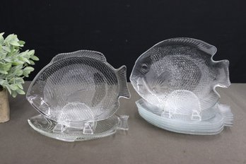Set Of 8 Vintage Arcoroc Clear Glass 'Poisson' Fish Large Plates
