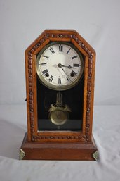 Vintage Wm. L. Gilbert Clock Co. Arts & Crafts Style Mantle Clock
