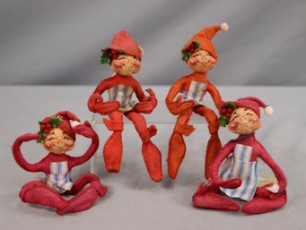 Group Lot Of 4 Vintage Annalee Dolls Elves With Aprons