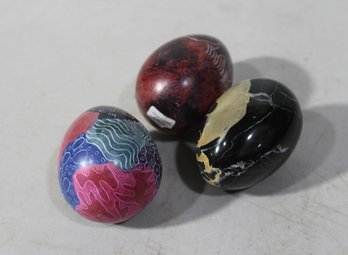 Group Lot Of Marble Eggs With Etching