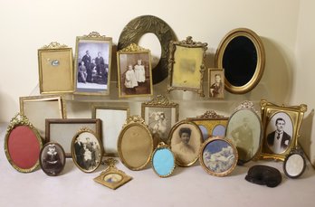 Group Lot Of Varied Style And Material Photo Frames