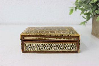 Superb Intricate Mother Of Pearl Inlay Wooden Dresser Box