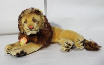 Vintage 1960's Steiff Mohair Small Sitting Leo Lion W/ Original Tag And Button