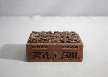 Vintage Floral Carved Box With Key