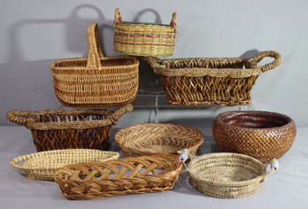 Group Lot Of  Vintage Wicker And Rattan Baskets