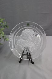 Japanese Hoya-Mikasa  Chrysanthemum Crystal Plate