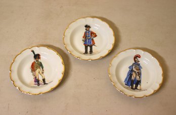 Group Of 3 GL Limoges Porcelain Officier/Carabinier/beefeater Trinket Plates