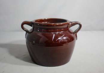 Classic Earthenware Charm: Vintage Brown Glazed Bean Pot