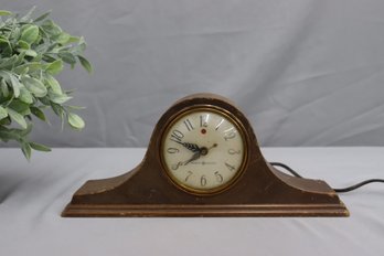 Vintage General Electric Mantle Clock Model 3H06