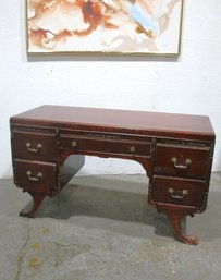 Classic Vintage Mahogany Executive Desk With Claw Feet