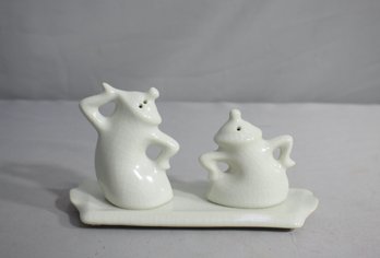 Signed Charming Dancing Pottery Salt & Pepper Shakers With Under Tray