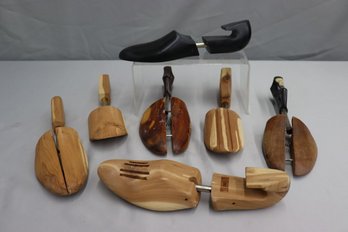 #C Group Lot Of Shoe Trees #C