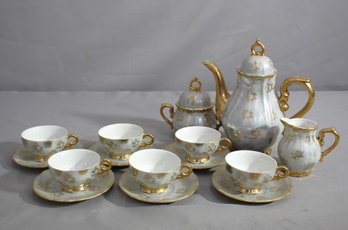 Royal Crown Porcelain Tea Service, Pattern 3837-15pcs