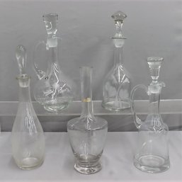 Swanky Group Lot Of 5 Vintage Cut Glass And Crystal Decanters With Finials