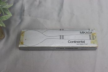 Mikasa Continental 2 Pc Hostess Set-Yellow