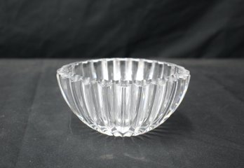 'Tiffany & Co. Fluted Crystal Bowl - Elegant Centerpiece'