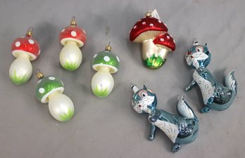 Group Lot Of 7 Mushroom And Skunk Christmas Ornaments