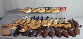Vintage Group Lot Of  Shoe Trees