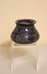 Folk Art Inuit Eskimo Black Soapstone Pot Depicting Fish