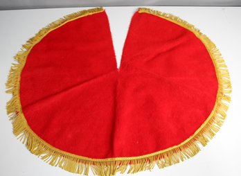 Christmas Tree Skirt Holiday Xmas Decorative Fuzzy Fur With White Fringe Vintage