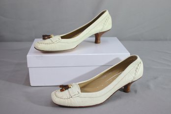 Vero Cuoio  Ivory Faux Patent Pump Heels. Size 40 With Original Box