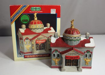 Lemax Village Collection, Paddington Village, Lighted Kensington Museum Of Fine