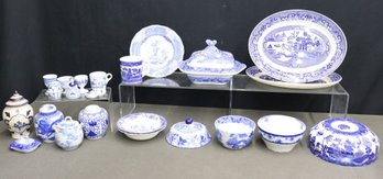 Mixed Lot Of Vintage Blue And White  Items . Variou Makers As Seen In Photos. Ware Consistent With Age And Use