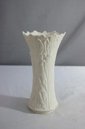 Vintage Lenox Woodland Collection Acanthus Leaf Porcelain Ivory Vase