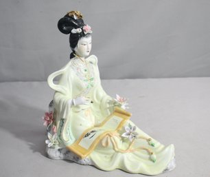 Vintage Japanese Geisha Porcelain Figurine In Sitting Pose