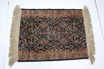 Persian Style Long Tassel Entry Rug (33' X 27')