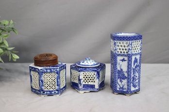 Group Lot Of Vintage Japanese Blue & White Porcelain Inkwells (2) And A Brush Pot (1)