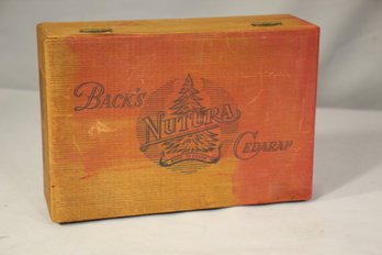 Vintage Back's Nutural Cedarap Cigar Box