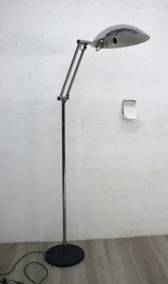 Articulated Floor Lamp