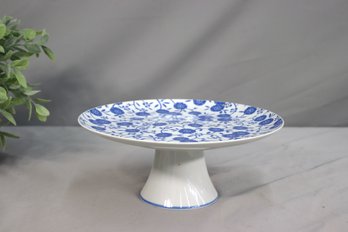 Porcelain Cake Stand.  Calicot By. Shafford