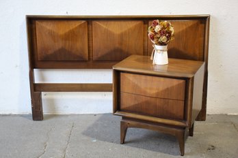 United Furniture Mid Century Diamond Walnut Queen Headboard And Night Stand