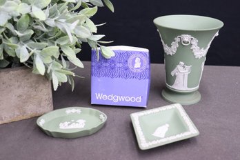 Three Small Pieces Of Wedgwood Sage Jasperware