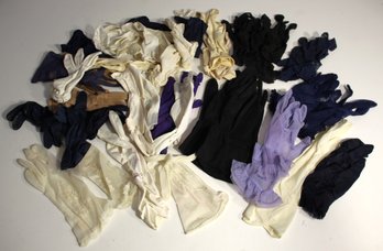 Group Lot Of Vintage Ladies Gloves