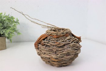 Artisan Basket Art By Samuel Yao, With Evergreen Gallery Card