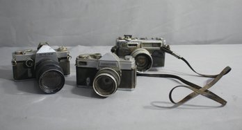 Group Lot Of 3 Vintage Cameras - Yaschica, Ricoh. Mamiya/Sekor