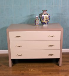 Mid-Century Modern Three Drawers Chest