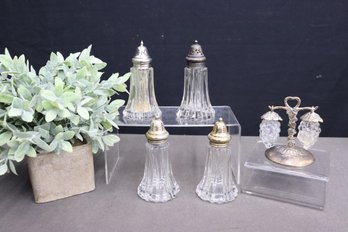 Vintage Crystal Ribbed Tower Shakers And Hanging Grape Bunches S&P  Set