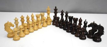 Fierce Knight Staunton Chess Set With Golden Rosewood & Boxwood Pieces